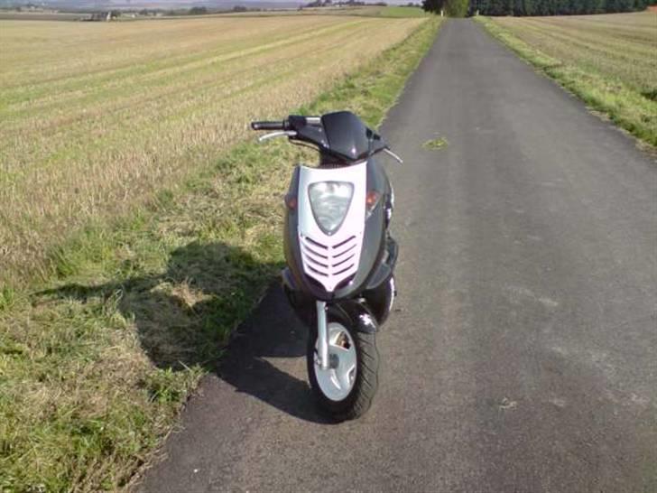 Aprilia sonic SOLGT billede 14