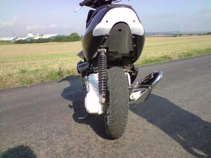 Aprilia sonic SOLGT billede 16