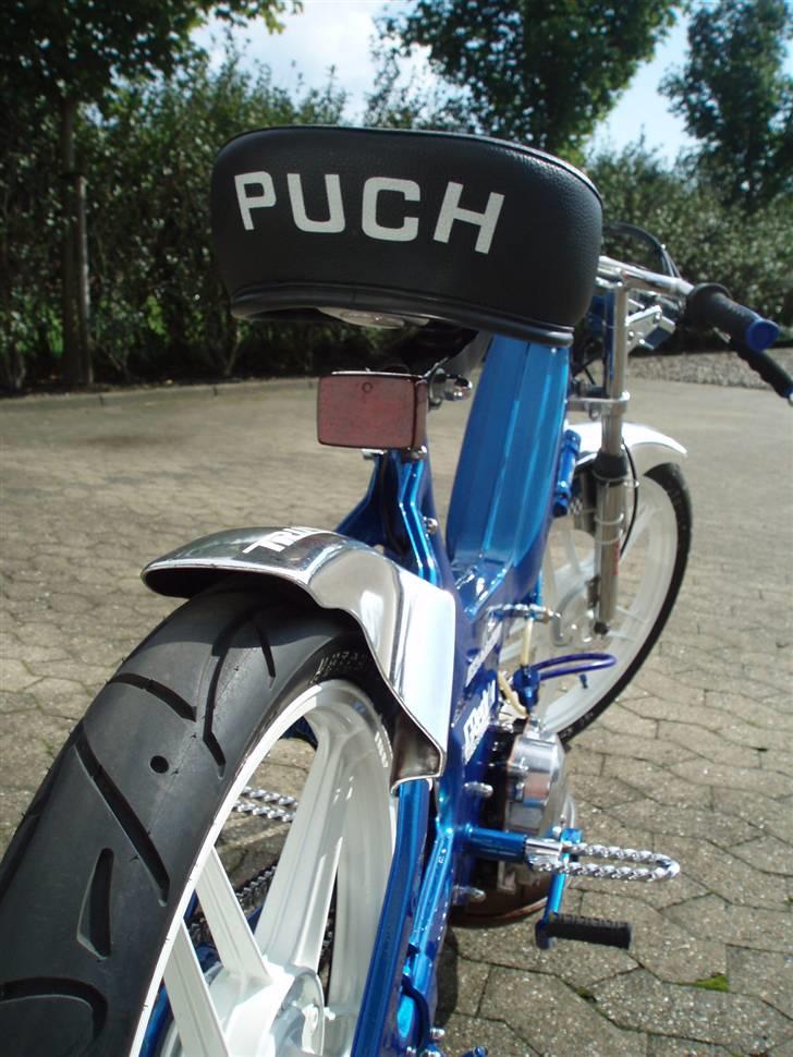 Puch maxi k 70ccm - special ophæng t. baglygte - og special fodstøtter billede 8