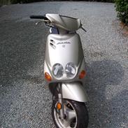 Yamaha Neos