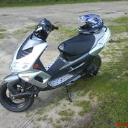 Peugeot speedfight 2 SLOGT