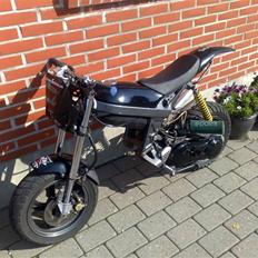Suzuki street magic solgt