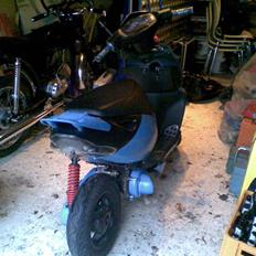 Aprilia Sonic under opbygning..