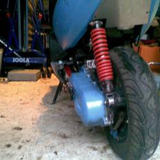 Aprilia Sonic under opbygning..