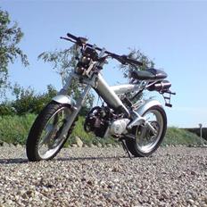 Sachs madass solgt