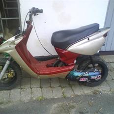 Yamaha bws-jog r solgt