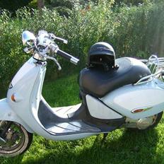 Aprilia Habana Custom