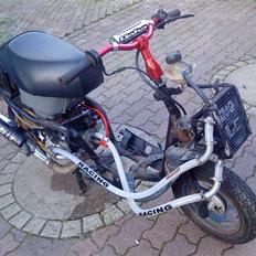 Aprilia Jog LC Manston SOLGT