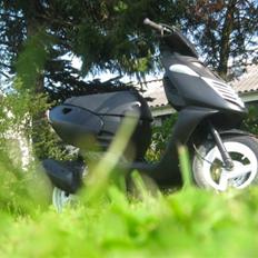 Aprilia Sonic LC STD. **SOLGT**