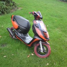 Aprilia Sonic (Solgt)