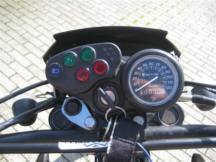 Suzuki RMX - lige rundet 10030 km (: billede 16