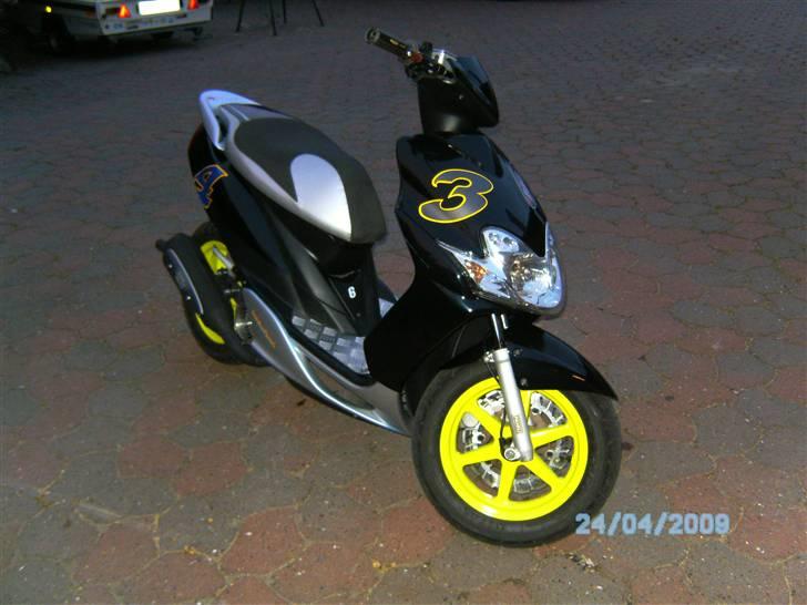 Yamaha jog r  billede 1