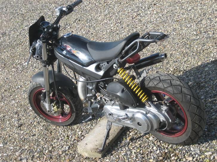 Suzuki street magic ((byttet)) billede 2