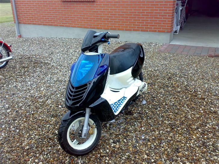 Aprilia sonic  billede 2