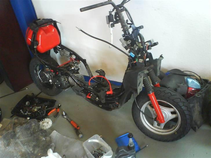 Yamaha Jog space billede 9