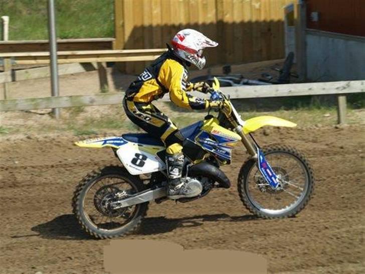 Suzuki 125 ccm (SOLGT) billede 4