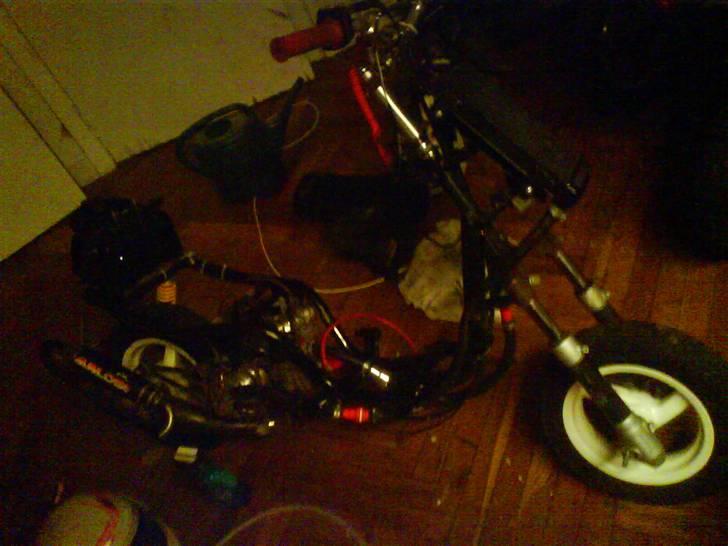 Yamaha Jog Team Cross * SOLGT * billede 1