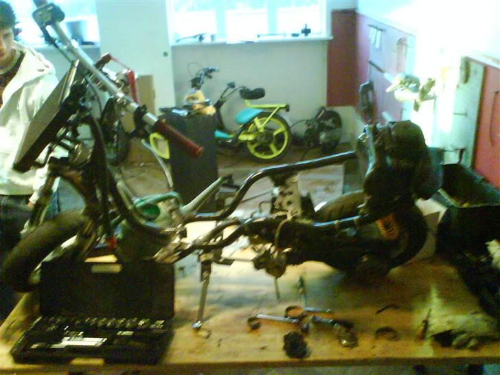 Yamaha Jog Team Cross * SOLGT * billede 2