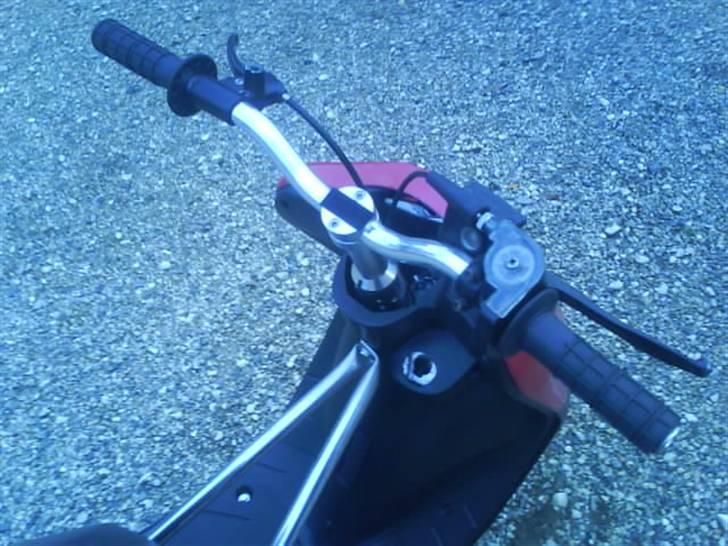 Yamaha jog space byttet billede 6