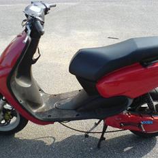 Yamaha neos solgt