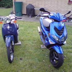 Peugeot Speedfight 2  LC  SOLGT !