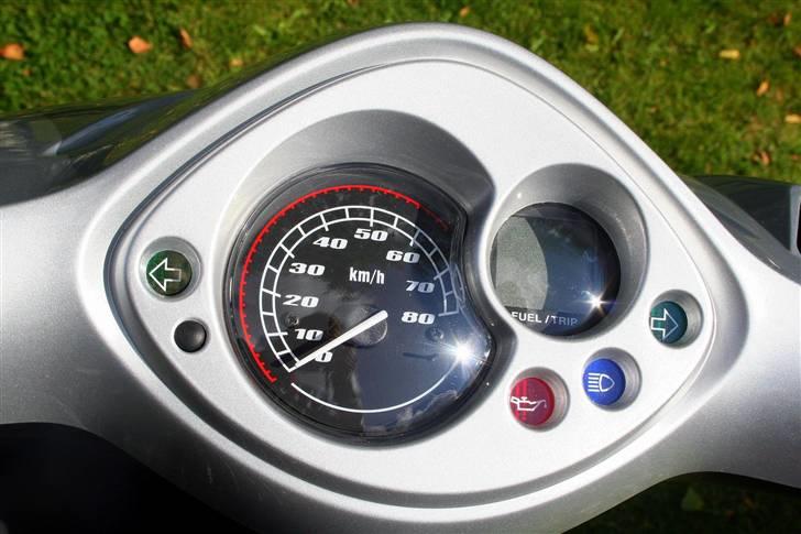 Yamaha Jog R SOLGT - Mange tak til Søren G for de fantastiske billeder (: billede 7