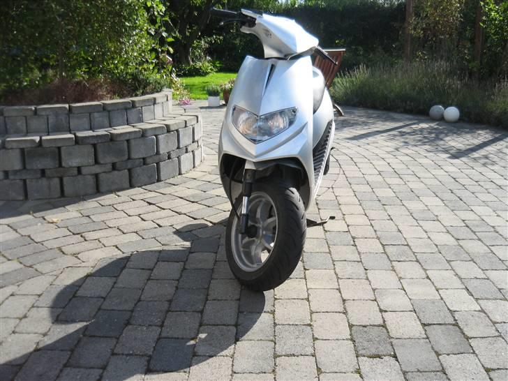 Suzuki Estilete SOLGT billede 4