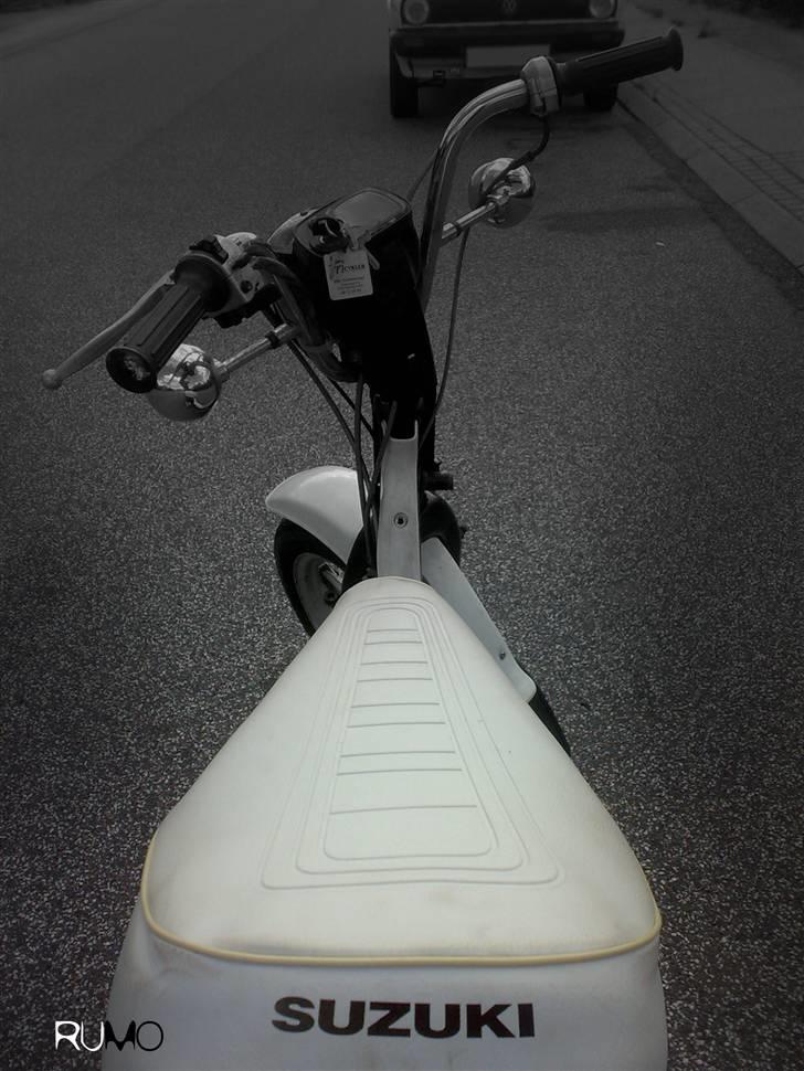 Suzuki FZ50 (STJÅLET) billede 4