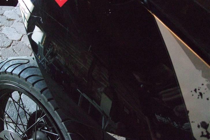 Derbi Senda Sm Extreme - Efter styrt. Scooter kom kørene lige ud foran mig. billede 14