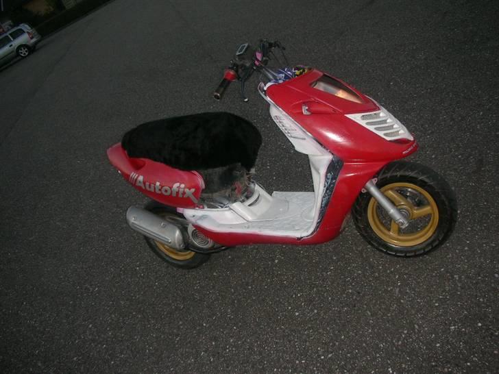 Aprilia Sonic Nakket Idiot  billede 3