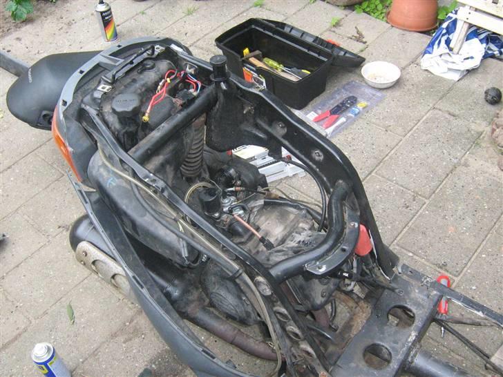 Piaggio Zip *SOLGT* billede 4