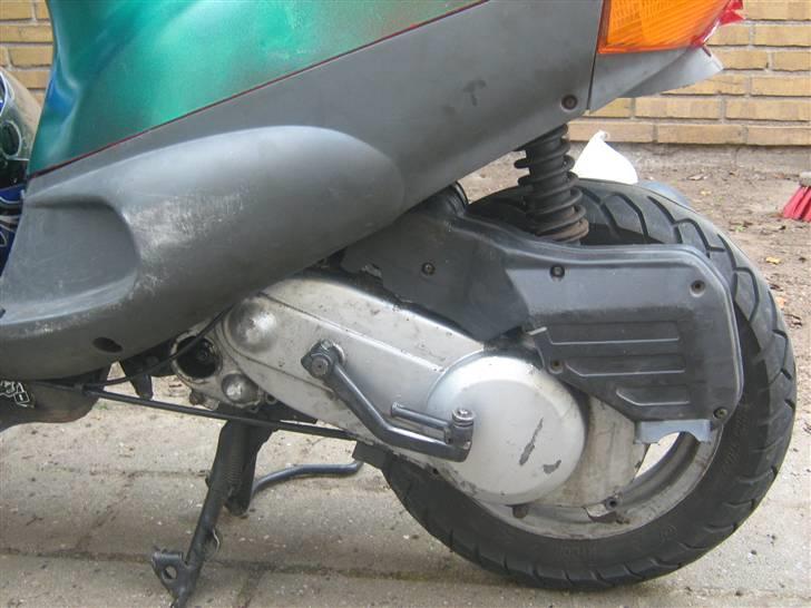 Piaggio Zip *SOLGT* billede 9