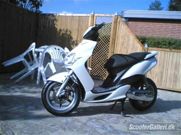 Yamaha jog r billede 6