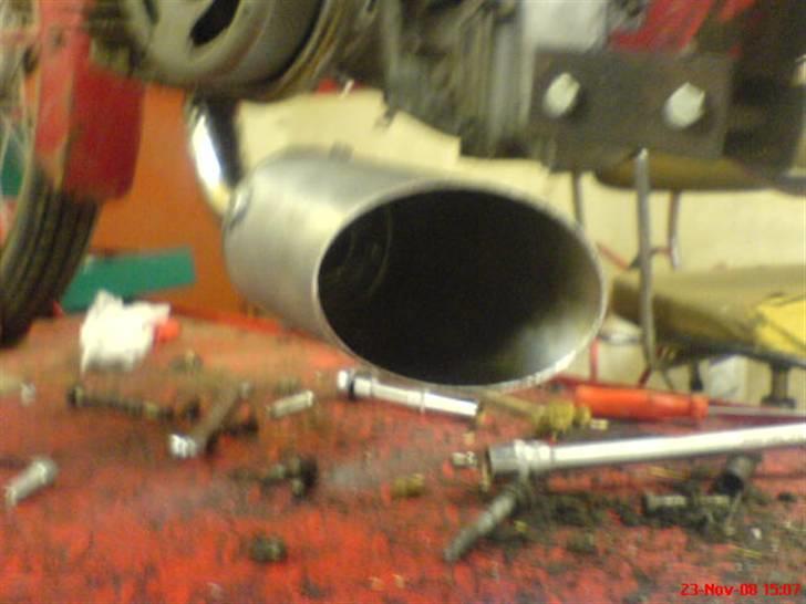 Tomos Den højtlydene Hollænder - helveds gab billede 5