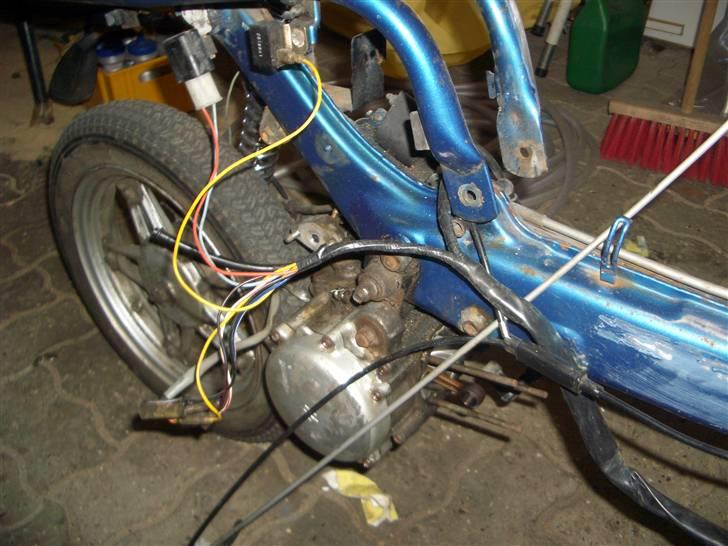 Suzuki fz50 (solgt) - som den var før!! billede 8