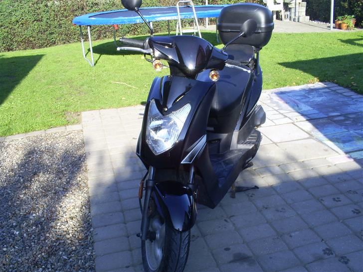 Kymco Agility 50 (SOLGT) billede 1