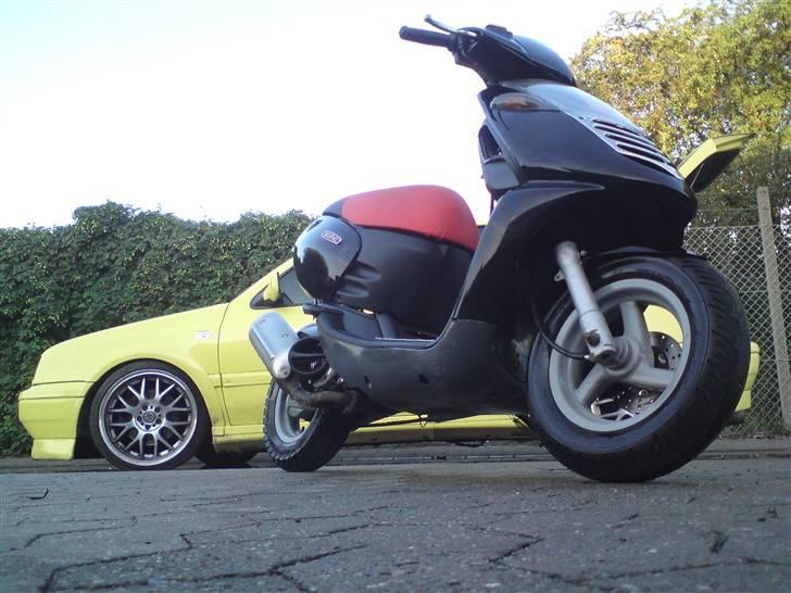 Aprilia sonic solgt 7500KR billede 1
