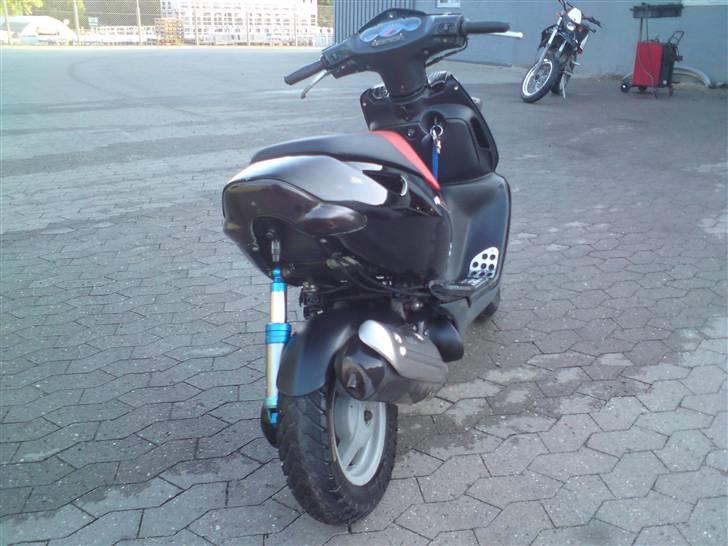 Aprilia sonic solgt 7500KR billede 3