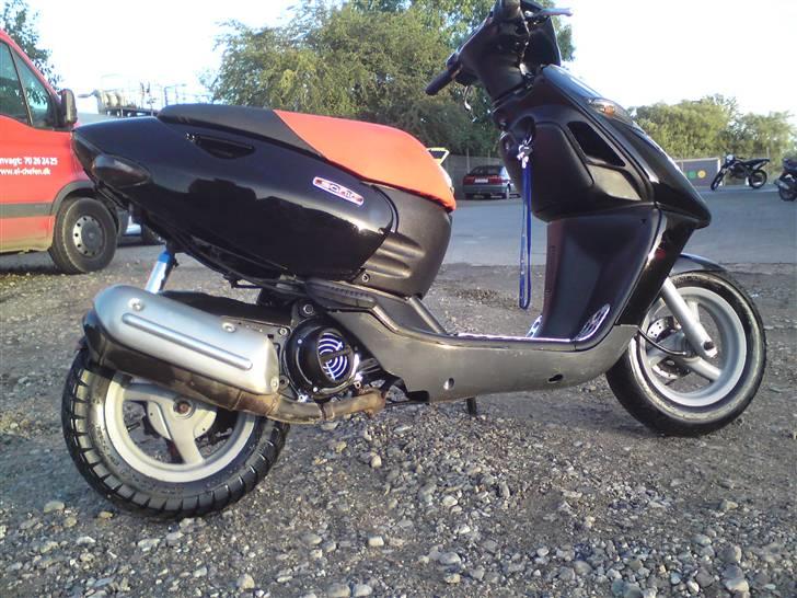 Aprilia sonic solgt 7500KR billede 4