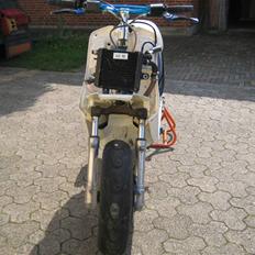 Yamaha jogrox evo 1 lc VÆK