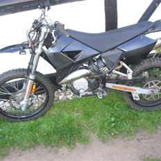 CPI super cross solgt