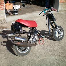 Yamaha Jog LC TSII Solgt