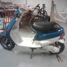 Piaggio Zip //SOLGT 4.5KG//