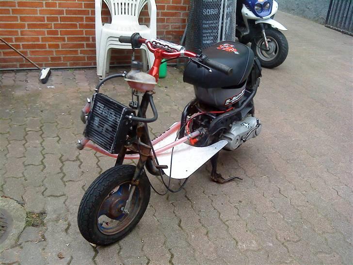 Aprilia Jog LC Manston SOLGT billede 15