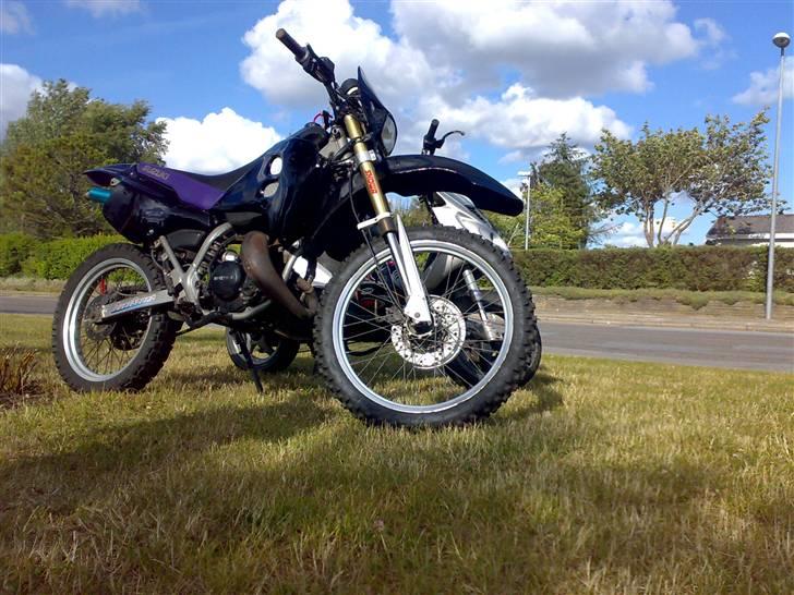 Suzuki Rmx Lc DD (SOLGT) billede 18