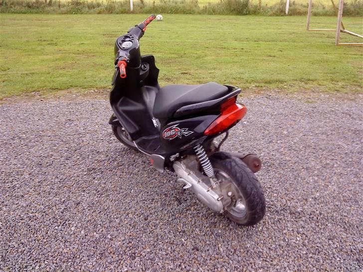 Yamaha jog R << solgt >> billede 8