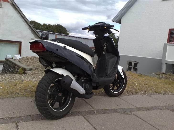 PGO Hot 50 "solgt" billede 6