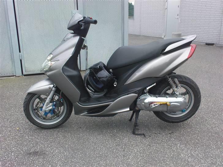 Yamaha Jog R ( SOLGT ) billede 1