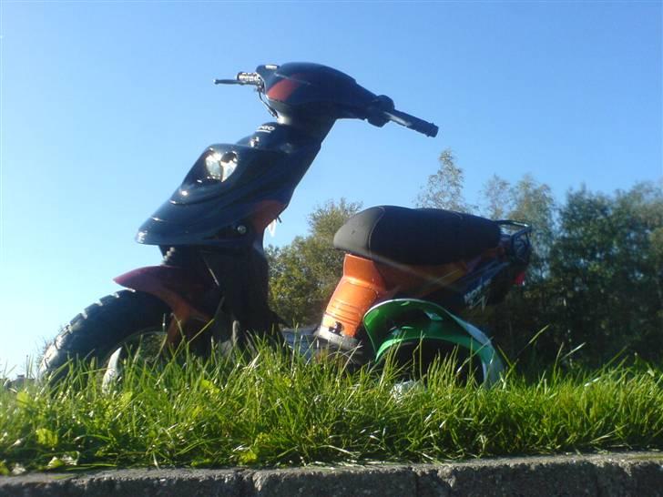 PGO HOT 50 billede 4