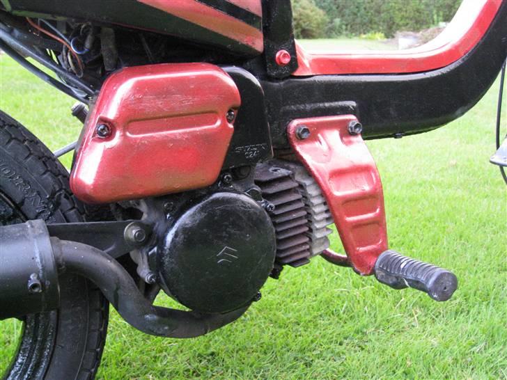 Suzuki FZ50 (SOLGT) billede 9